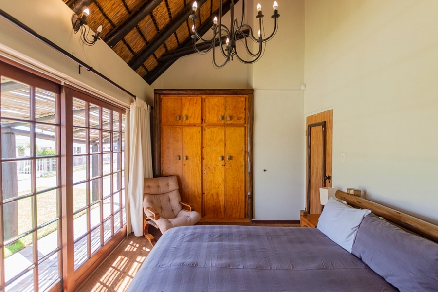 5 Bedroom Property for Sale in Myburgh Park Western Cape